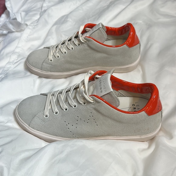 Leather Crown 👑 Size 37 - Picture 2 of 7